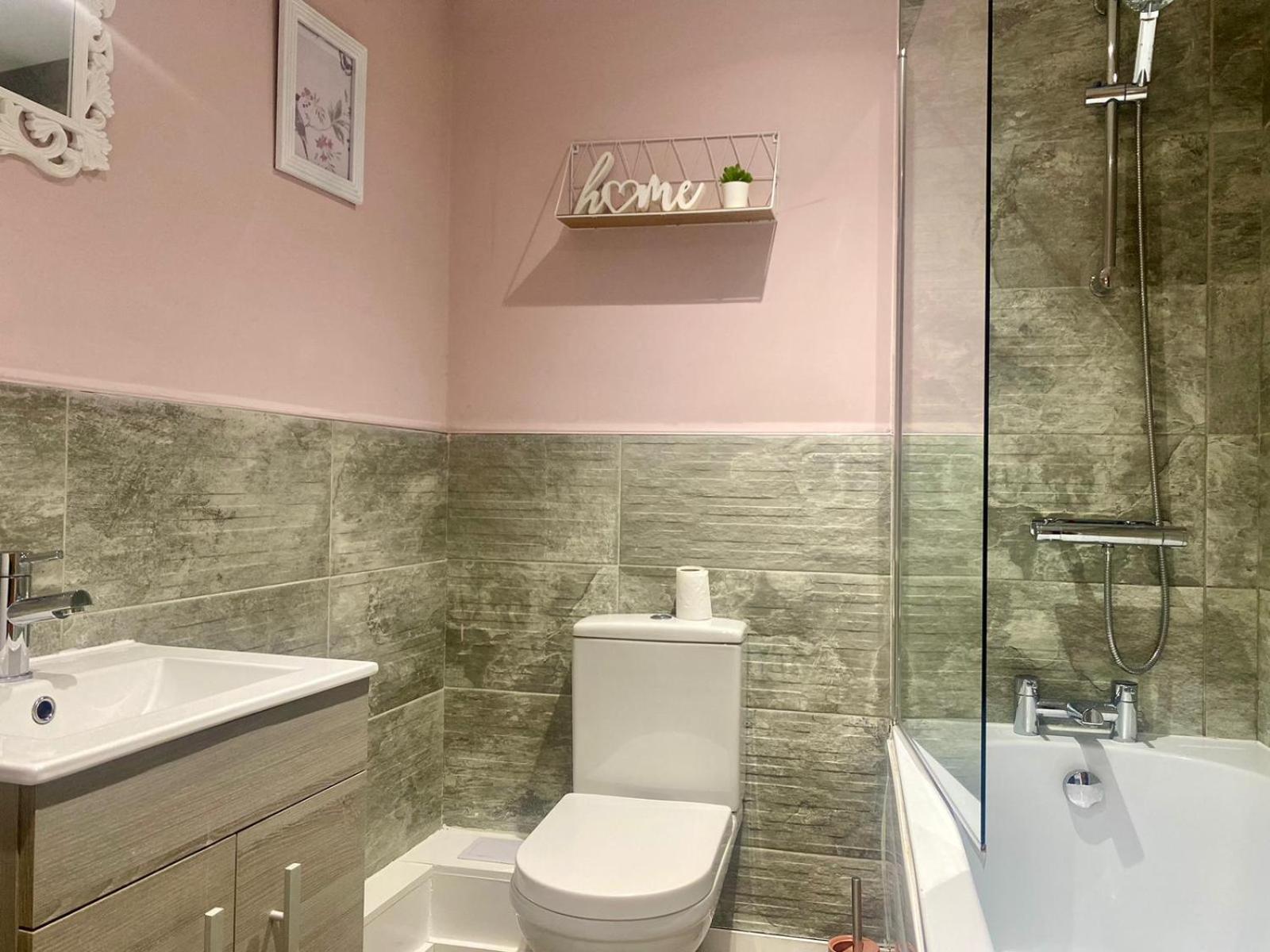 Apartment 2 مانشستر المظهر الخارجي الصورة